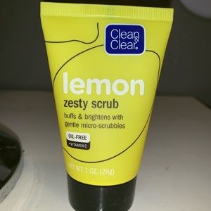 BUNDLE+FREE GIFT!2 NEW Travel Size C&C Lemon Scrub
